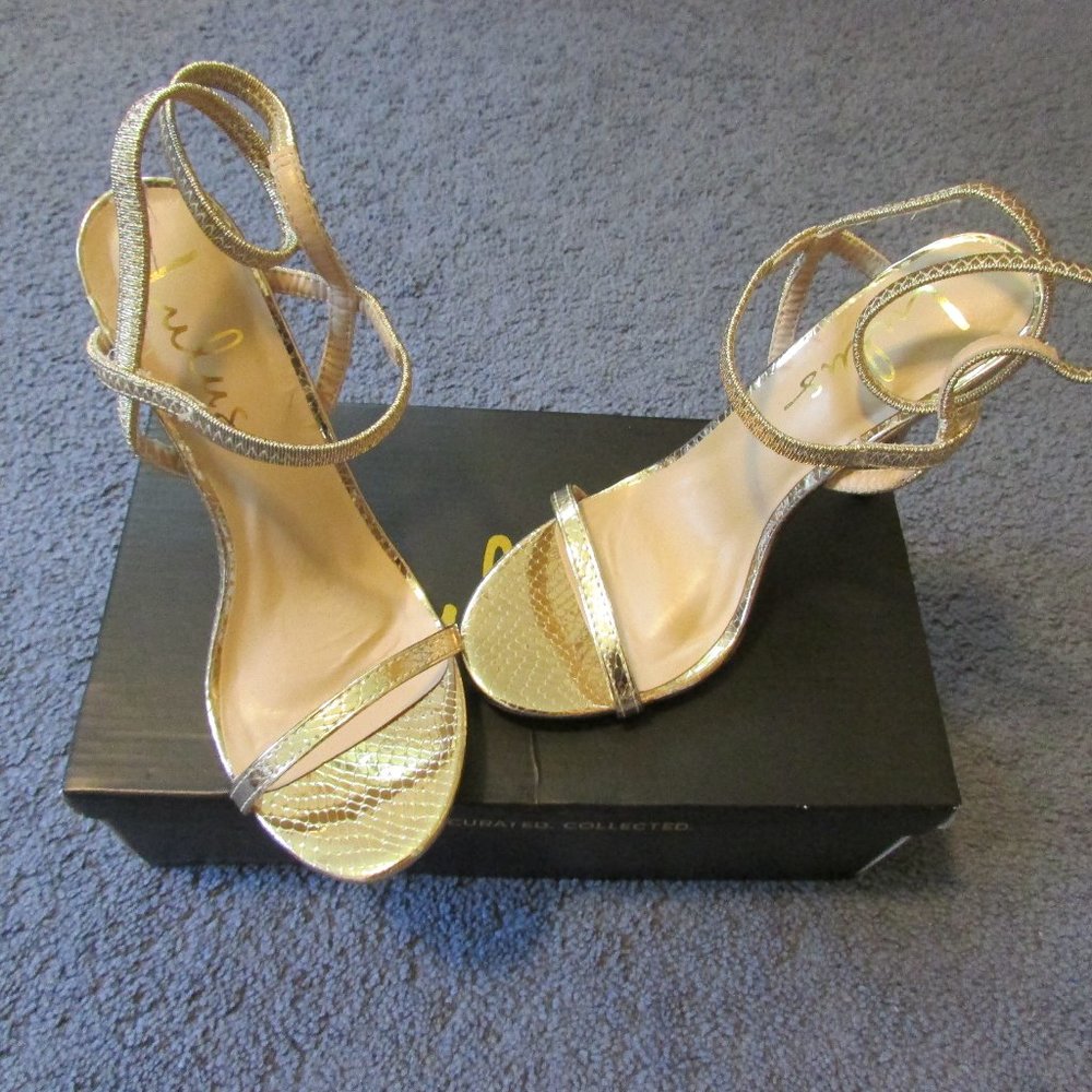 New In Box Lulus Adelle 6 Gold Dressy Ankle Strap 4" Heels Shimmers